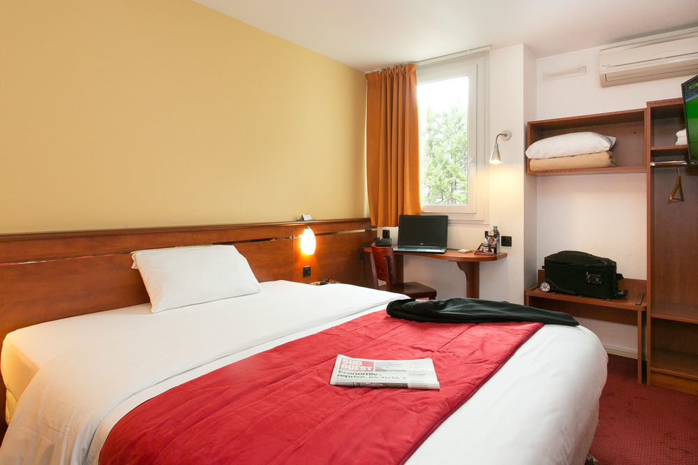 Brit Hotel Bordeaux Aeroport - Le Soretel Mérignac Zewnętrze zdjęcie